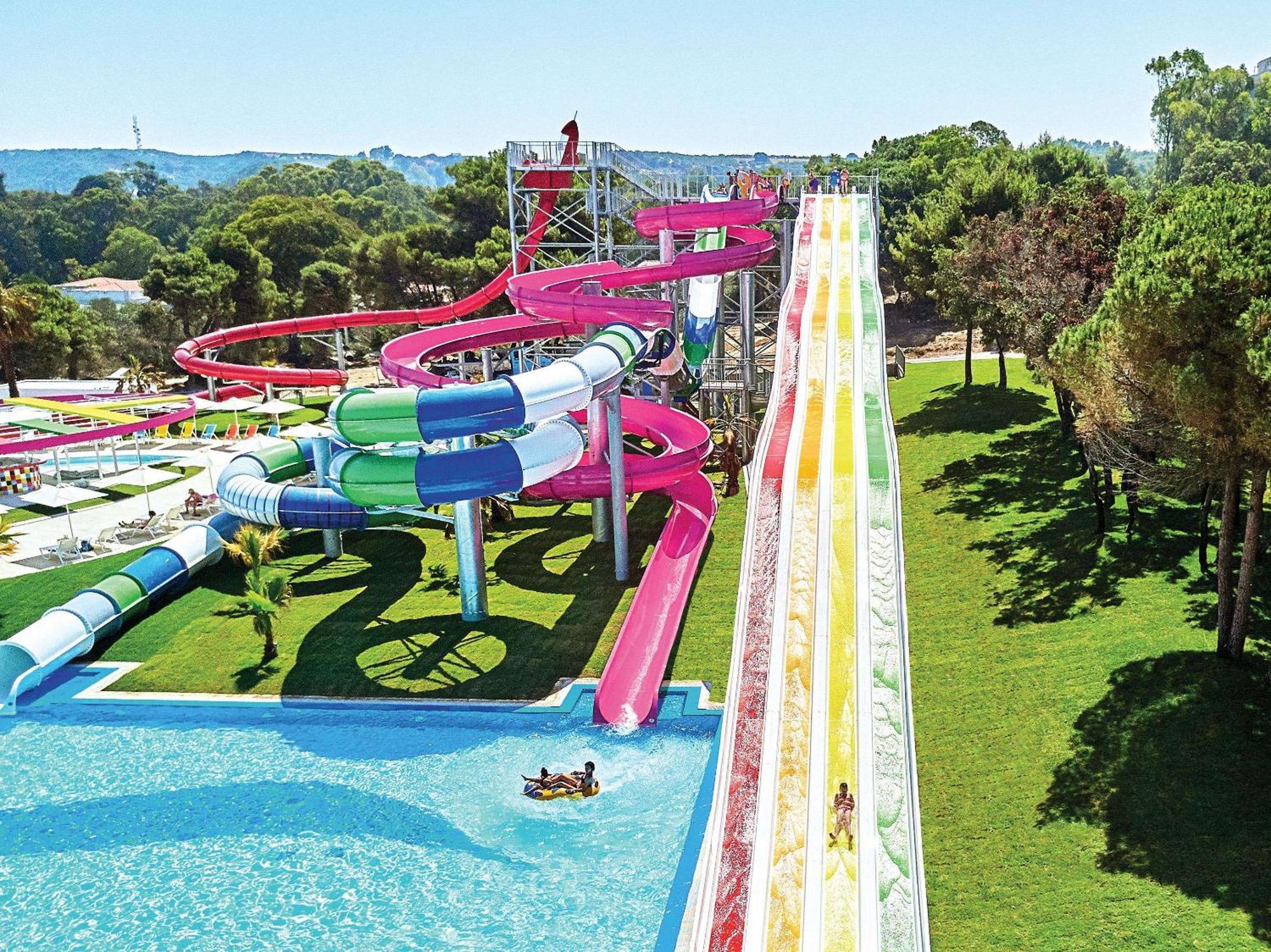 Grecotel Luxme Oasis At Riviera Olympia & Aqua Park Loutra Kyllinis Exterior photo